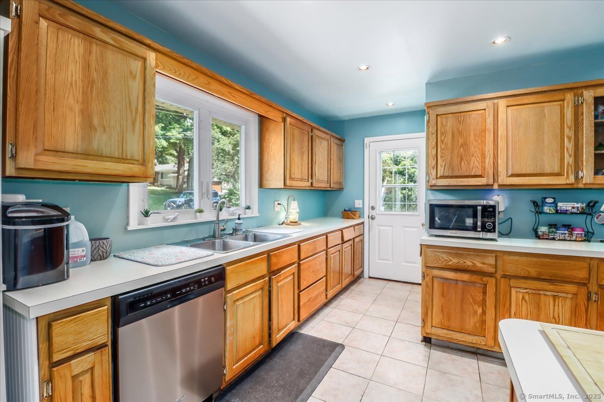 12 Lakewood Terrace
