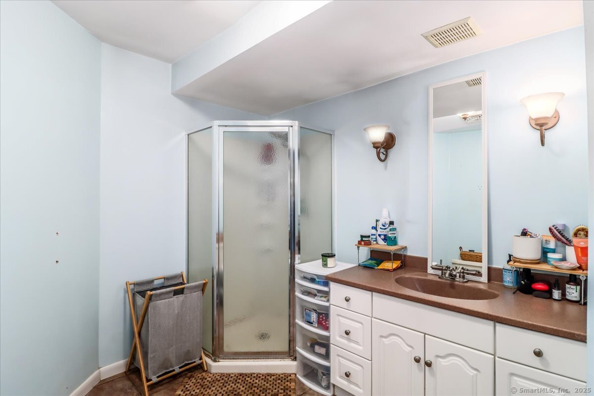 12 Lakewood Terrace