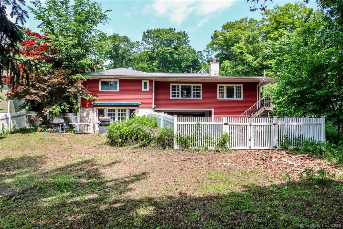 12 Lakewood Terrace
