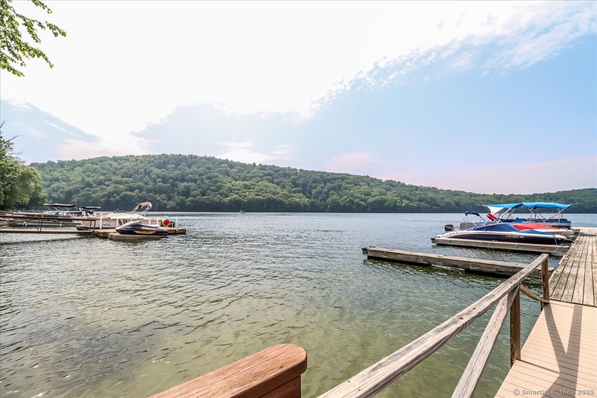 12 Lakewood Terrace