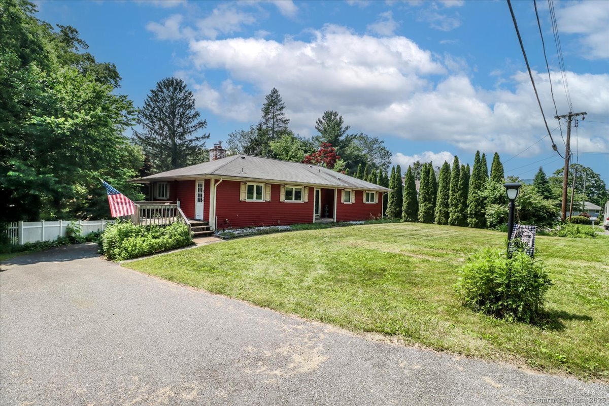12 Lakewood Terrace