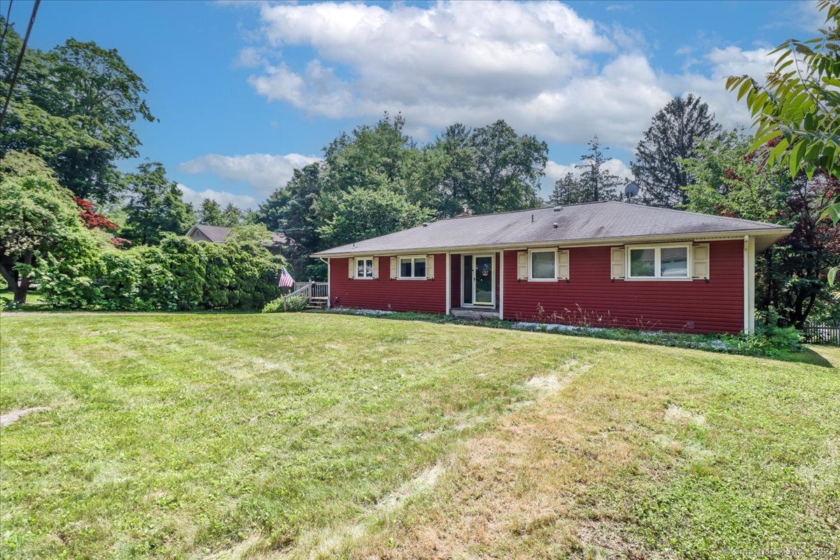 12 Lakewood Terrace