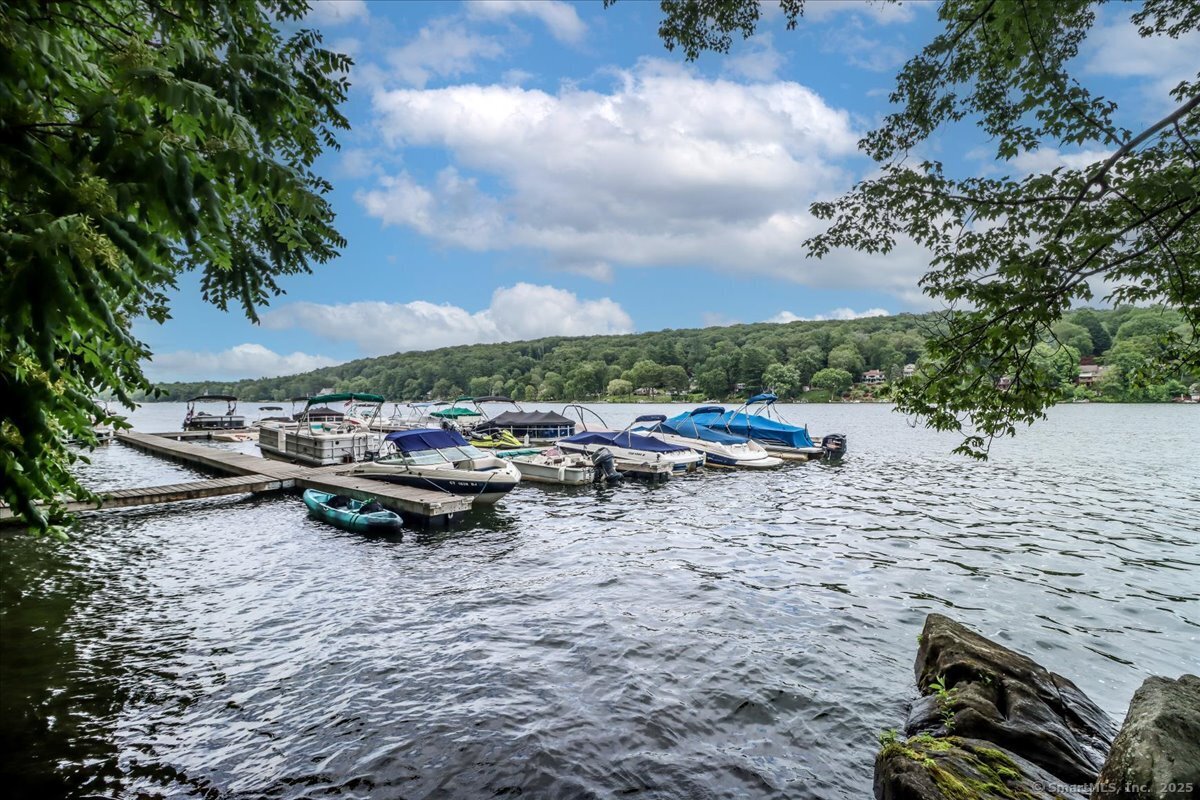 44 Candlewood Vista