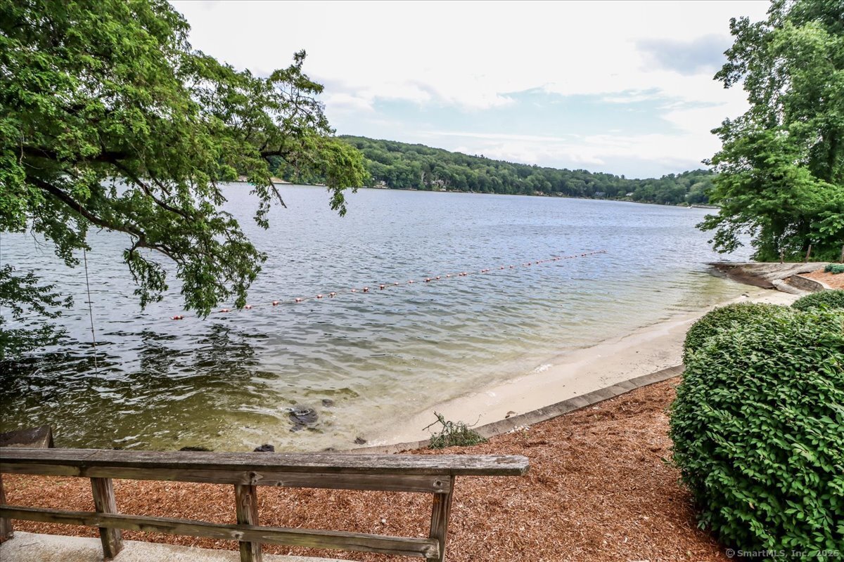 44 Candlewood Vista