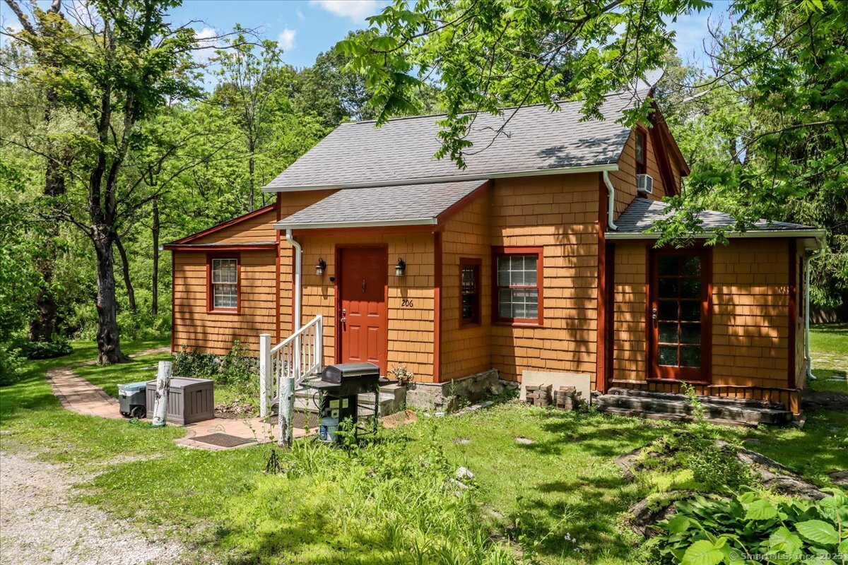 206 Litchfield Turnpike