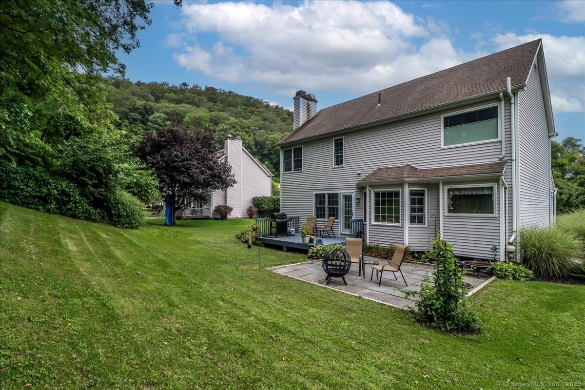 5 Tanglewood Lane