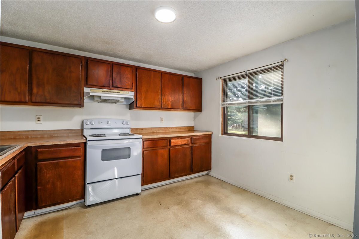 7 Padanaram Road D98