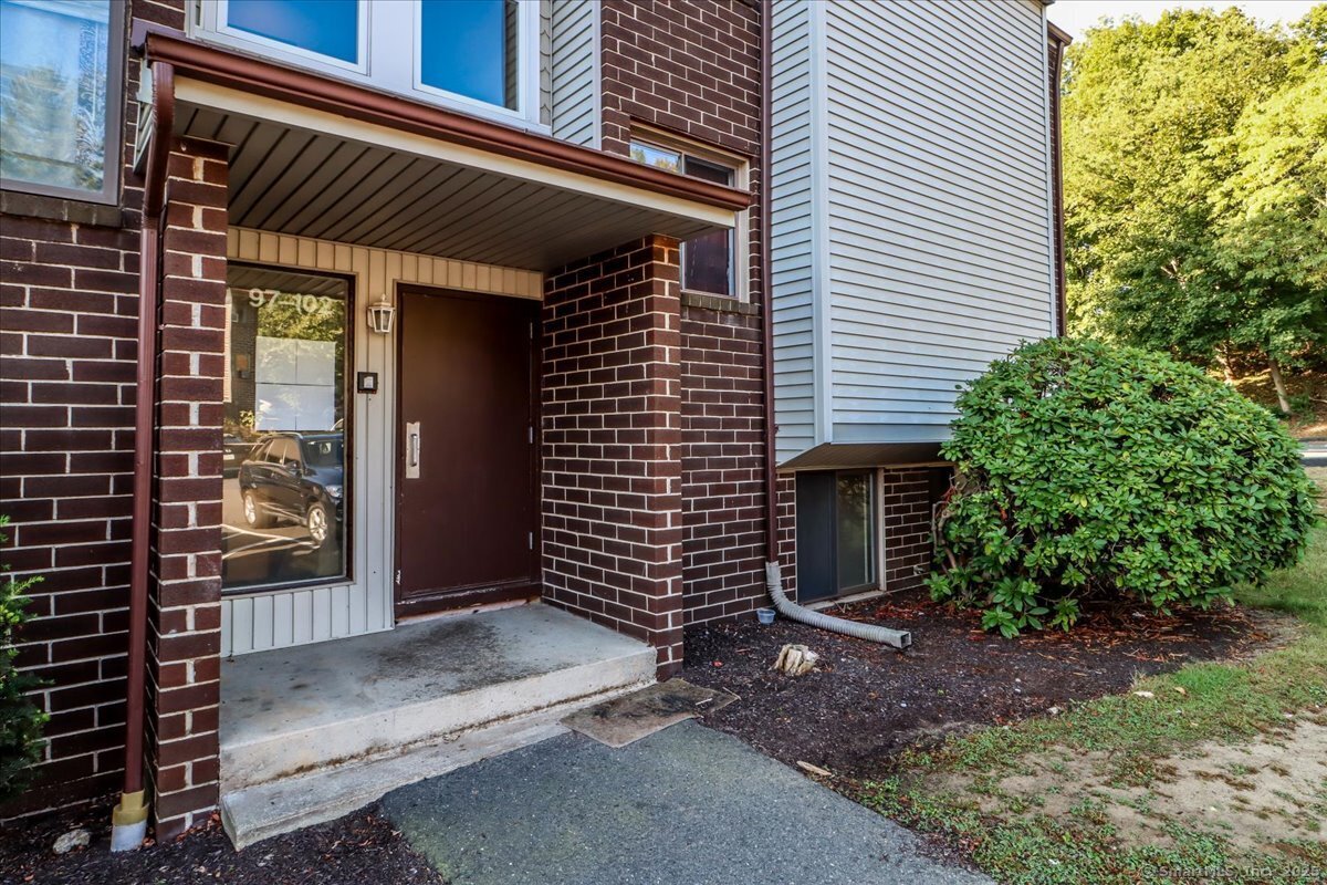 7 Padanaram Road D98