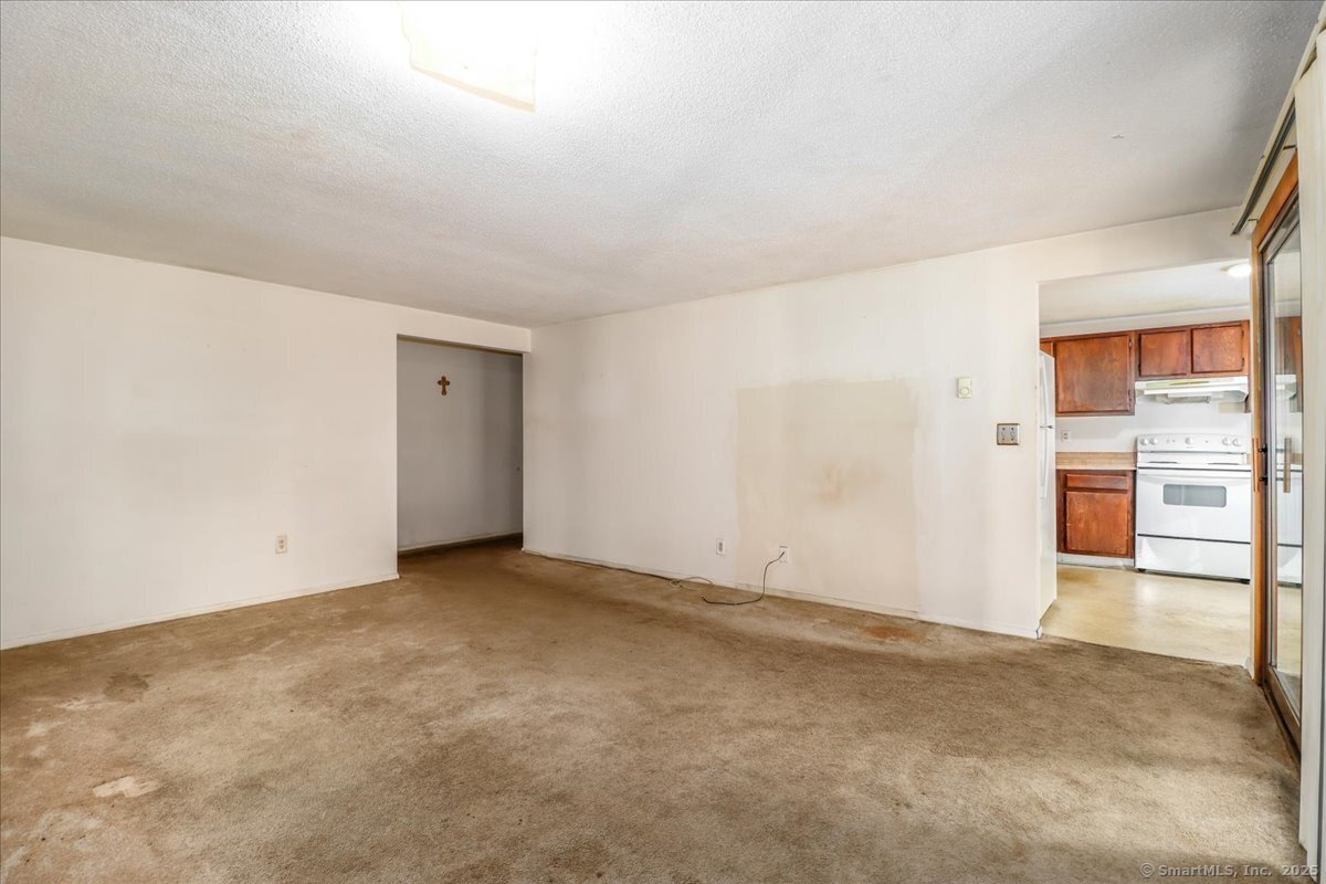 7 Padanaram Road D98