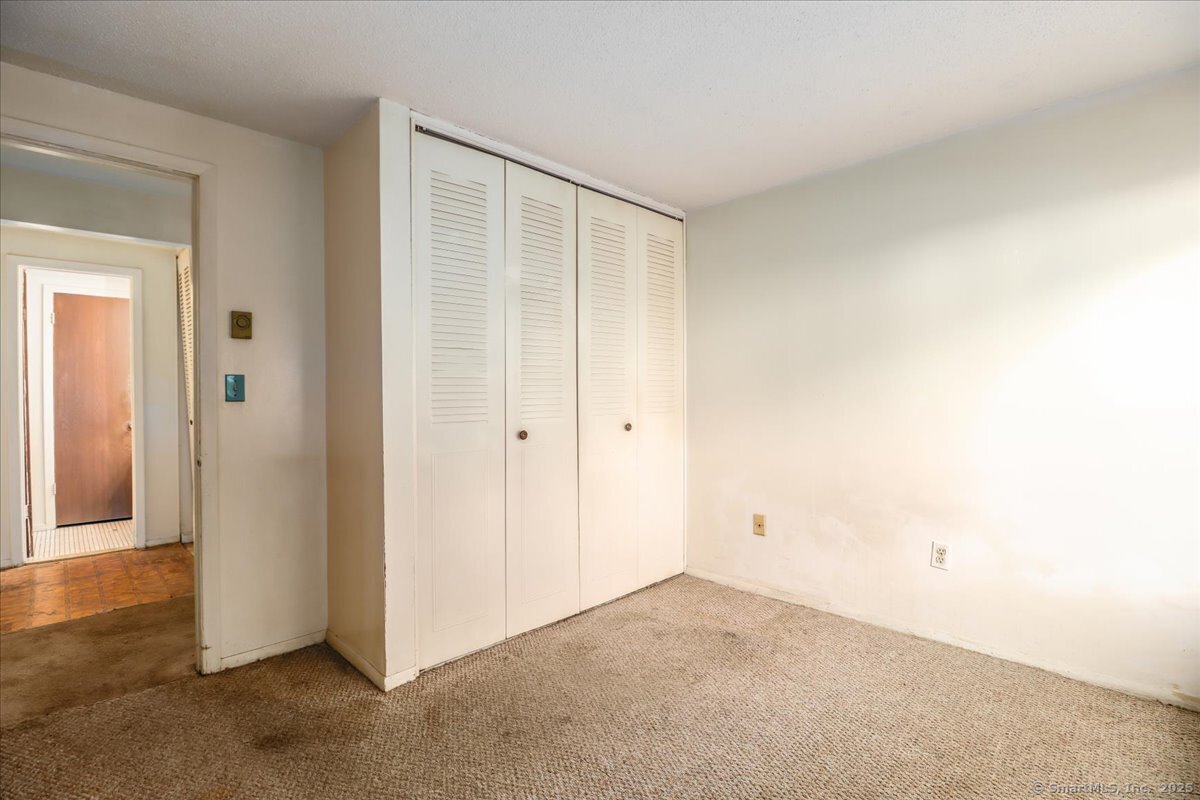 7 Padanaram Road D98