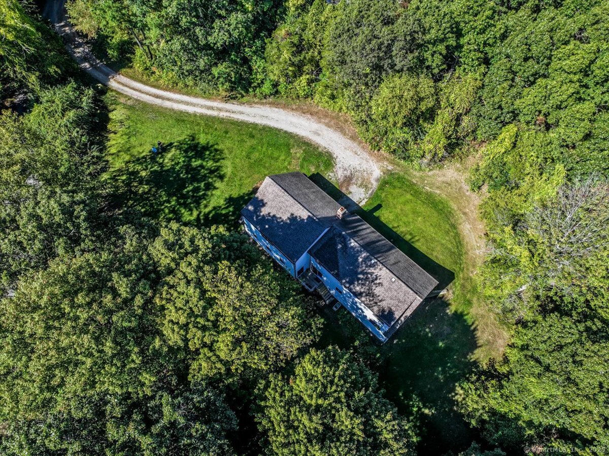 49 Quaker Ridge Road