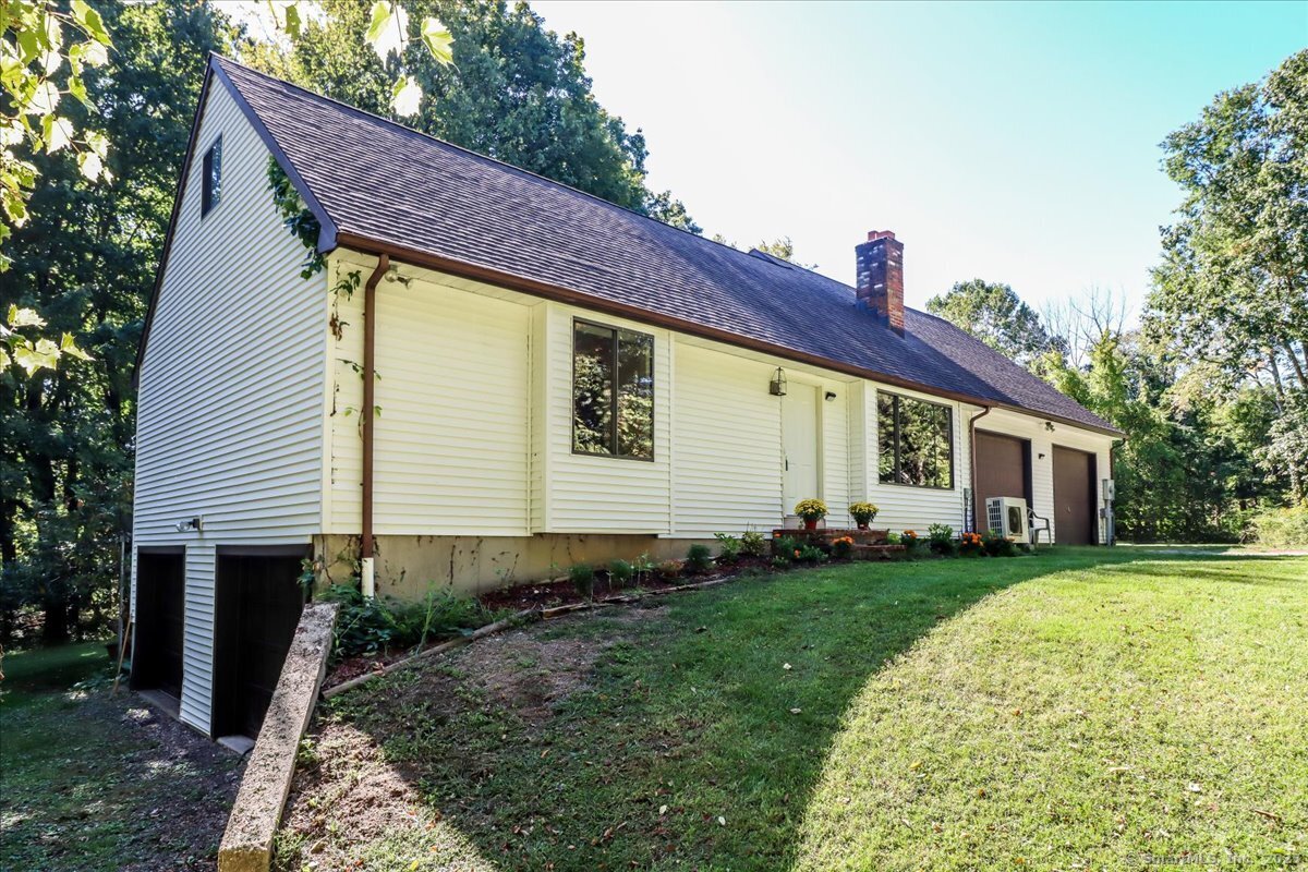 49 Quaker Ridge Road