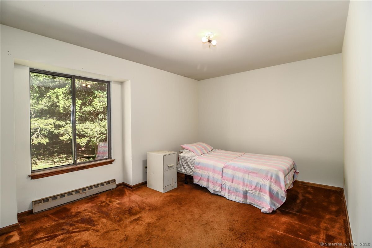 49 Quaker Ridge Road