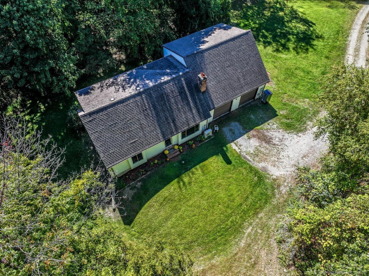 49 Quaker Ridge Road
