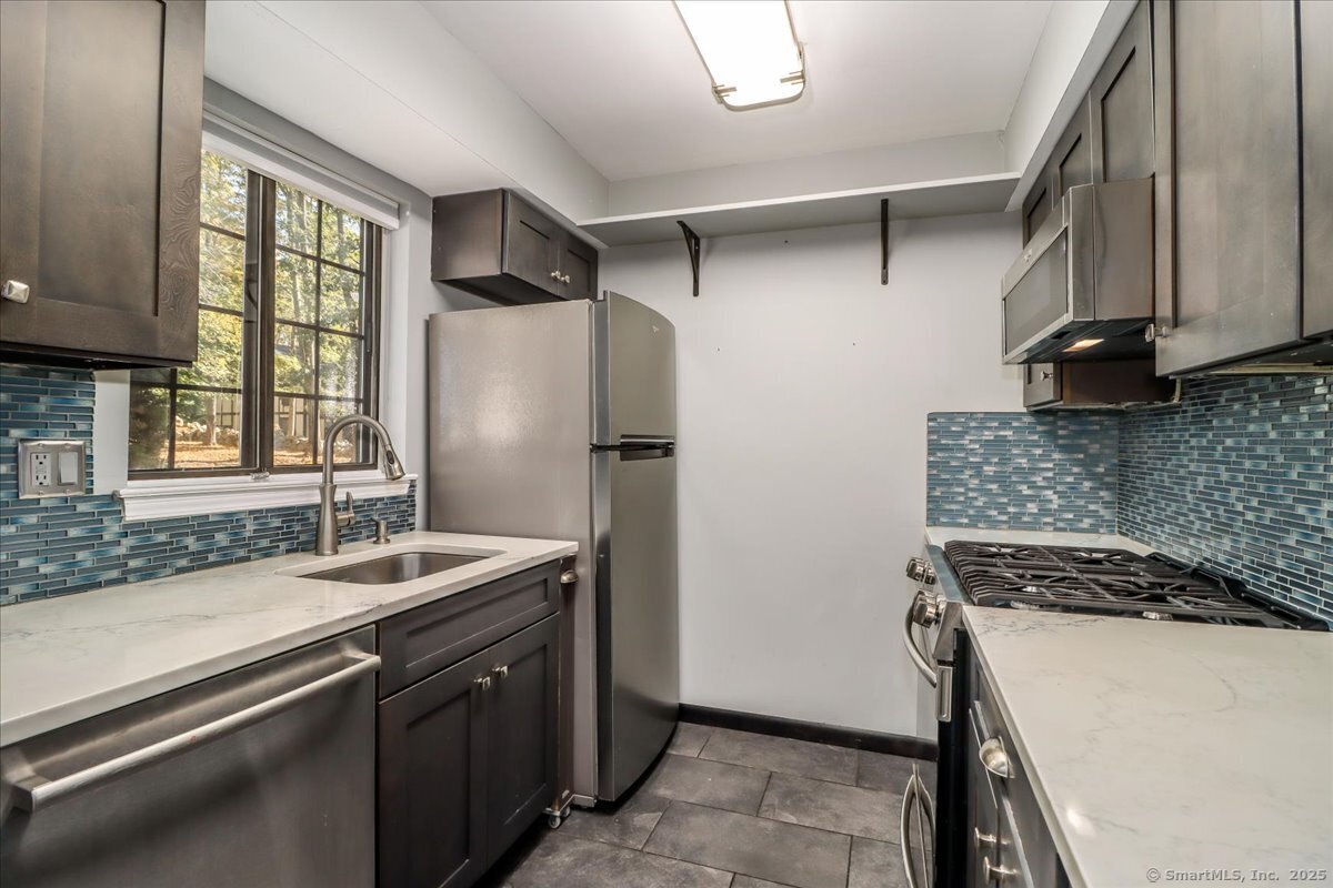 21 Andover Court 21