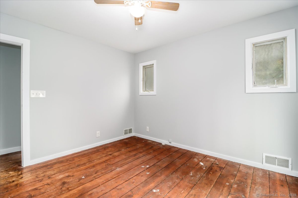 381 Litchfield Road A