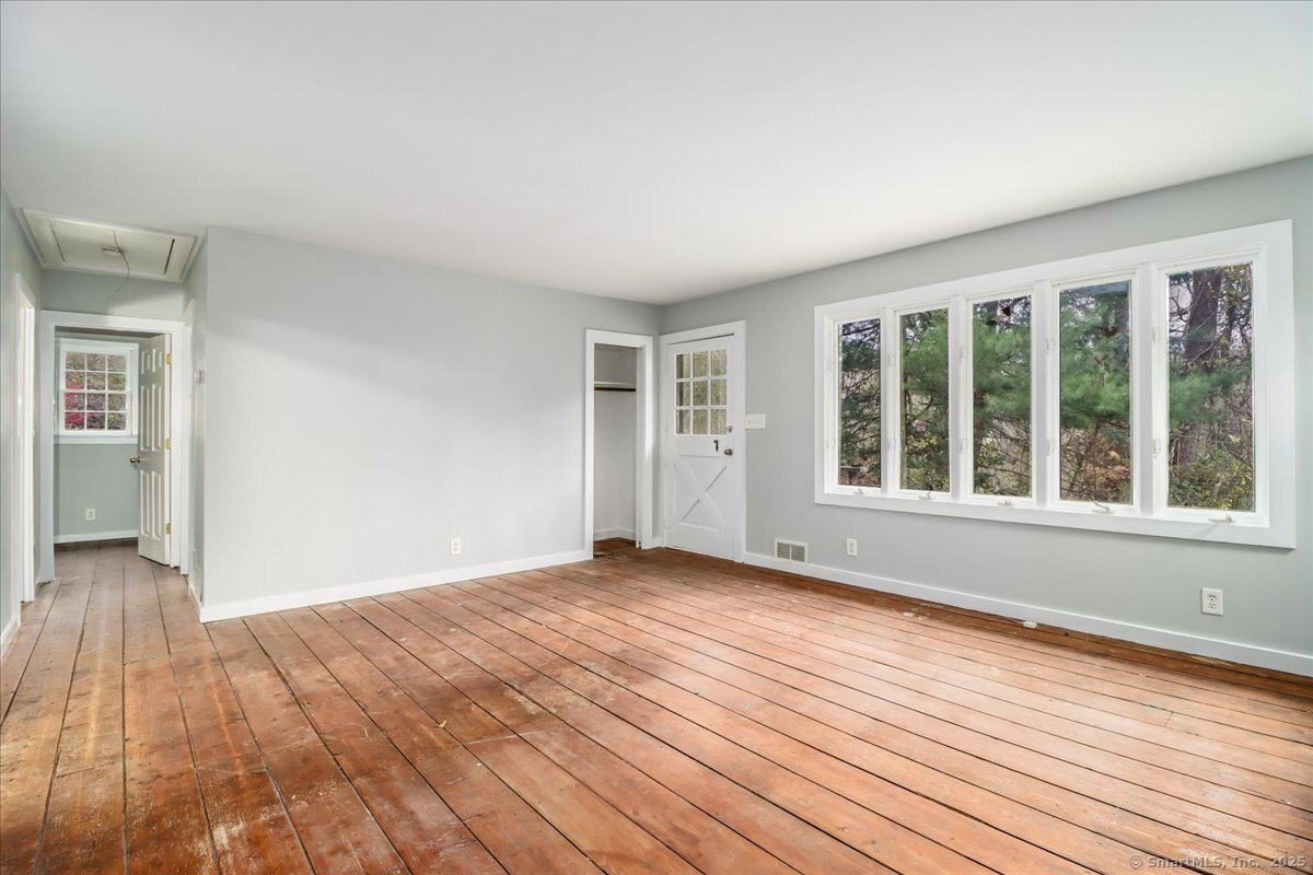 381 Litchfield Road A