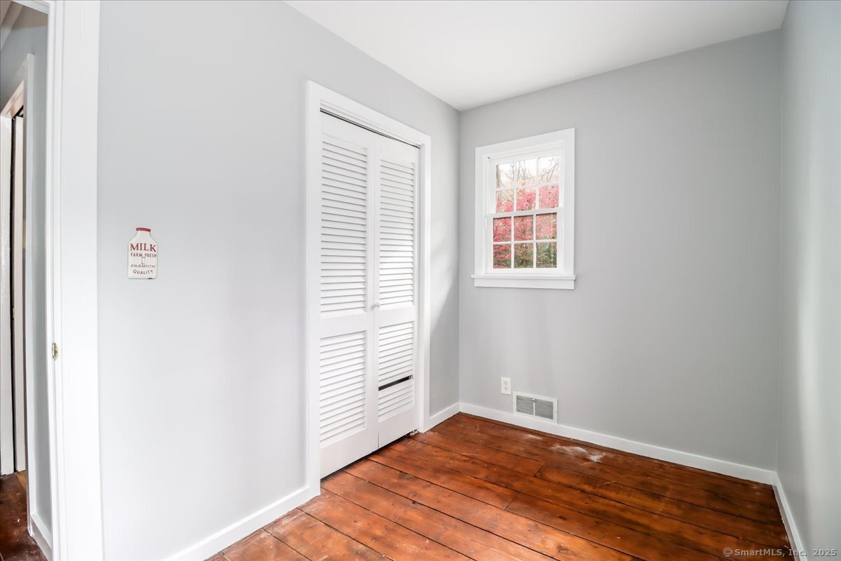 381 Litchfield Road A