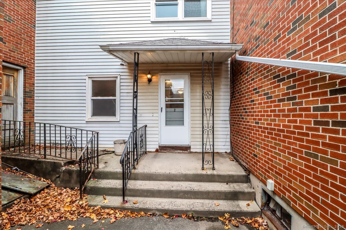 115 Kensington Avenue APT 2