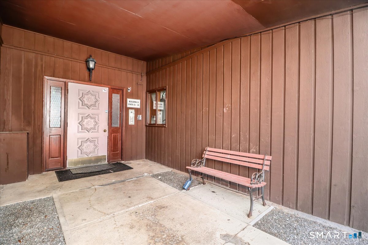 136 Deer Hill Avenue B12