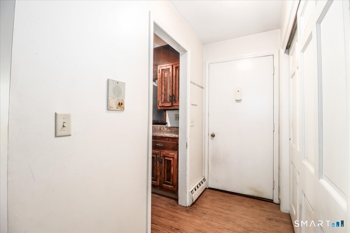 136 Deer Hill Avenue B12
