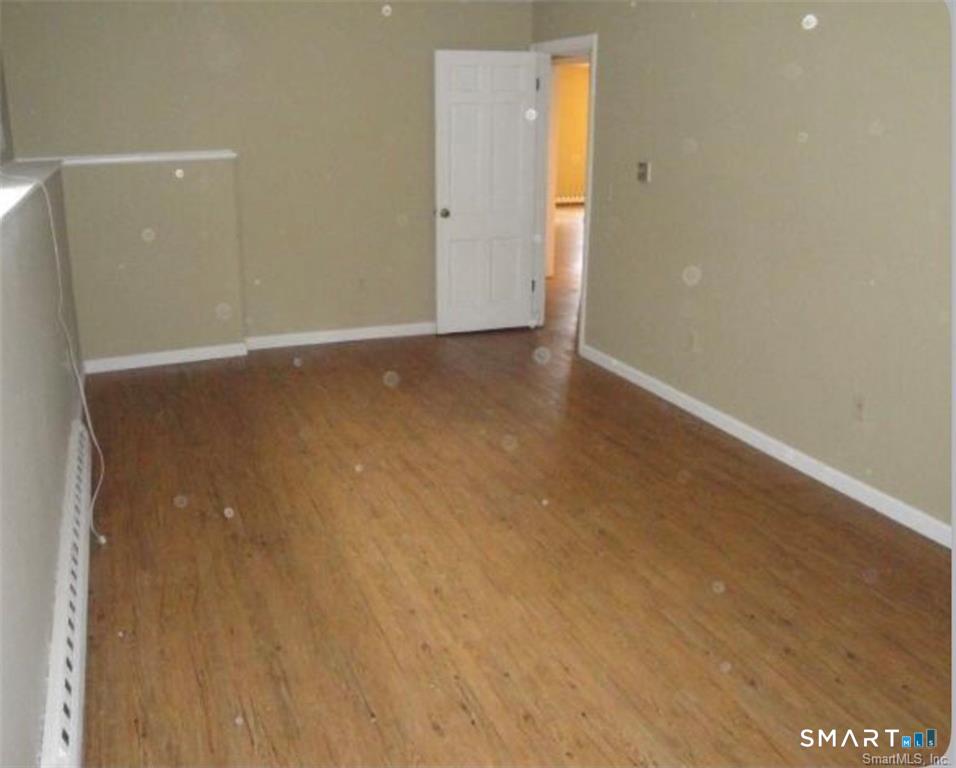 136 Deer Hill Avenue B12