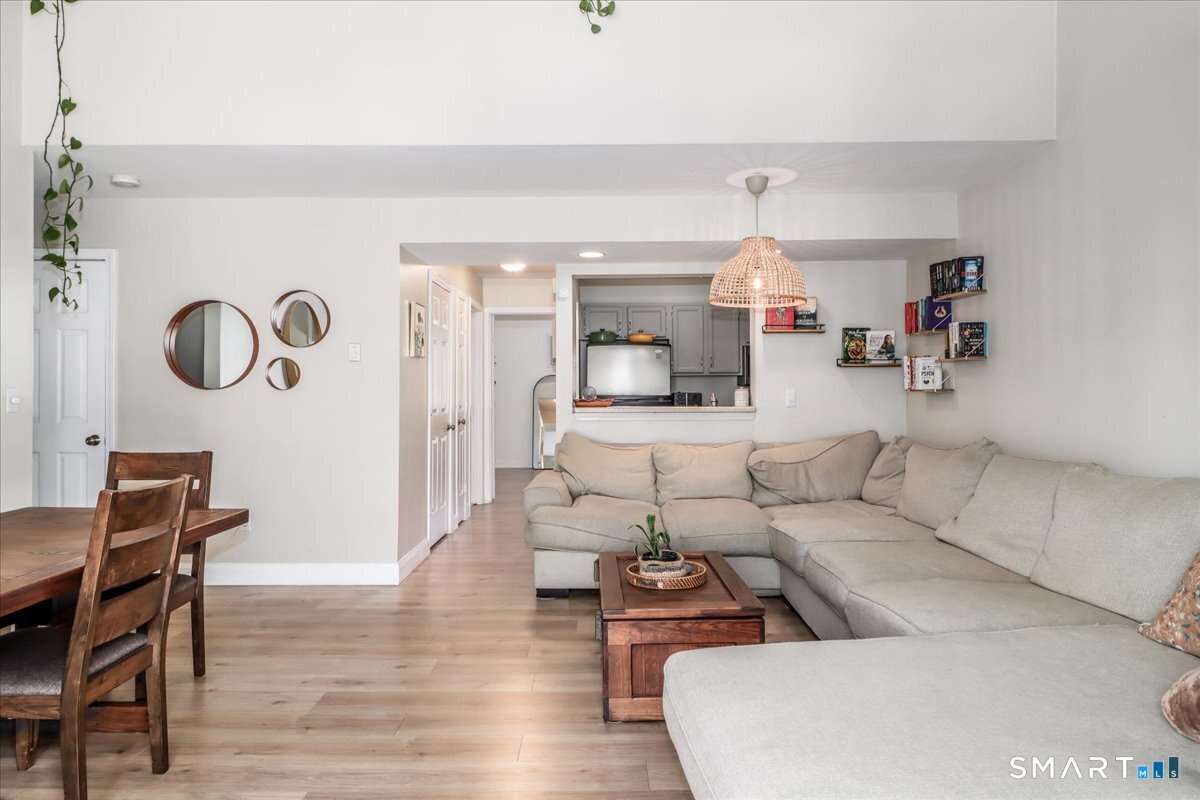 196 Willow Springs 196