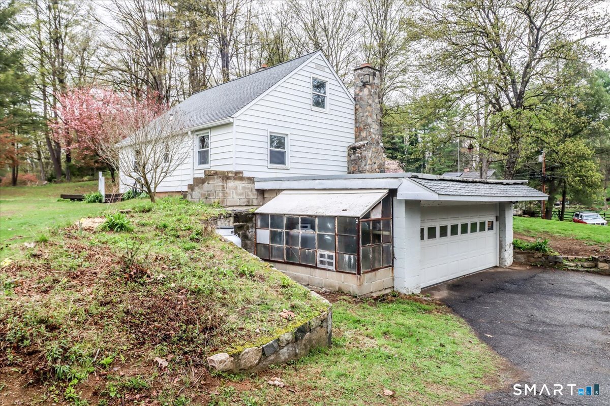 7 River Road