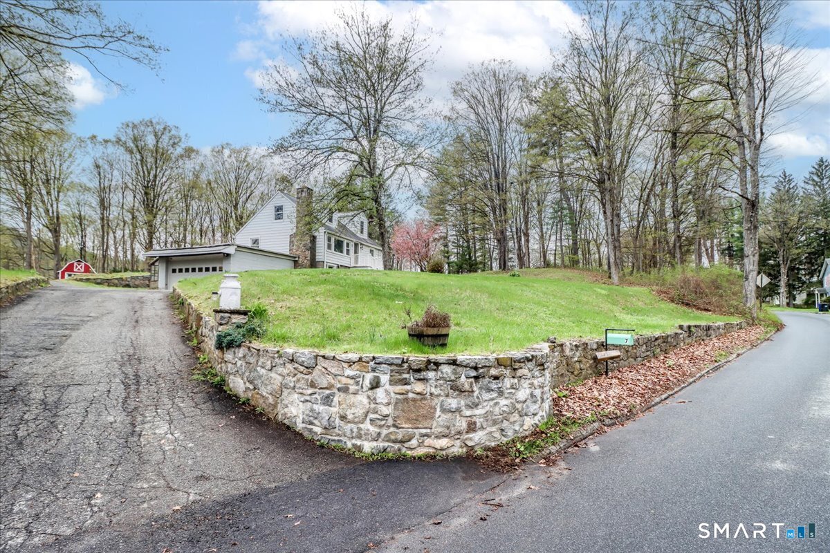 7 River Road