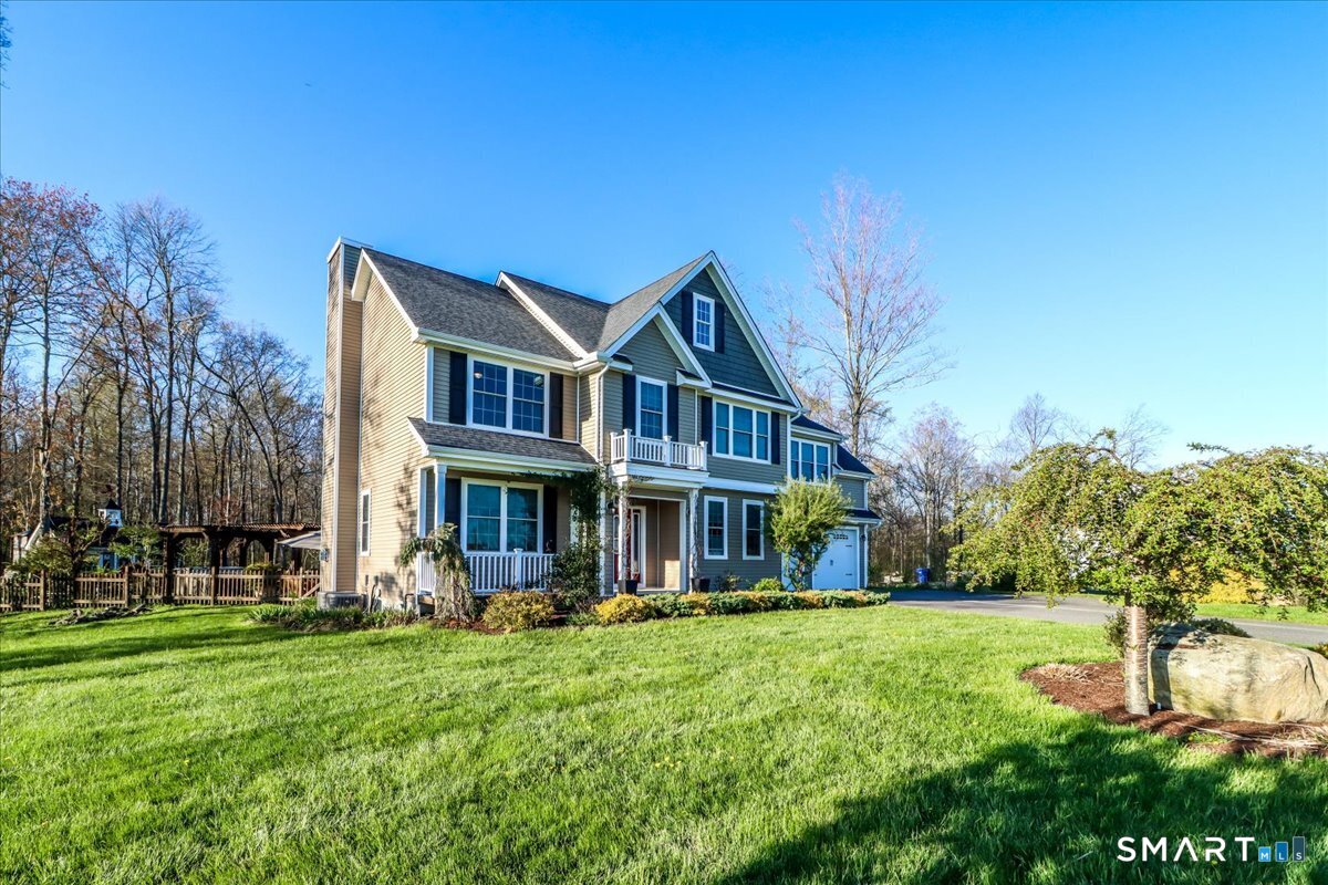 100 Hawthorne Lane