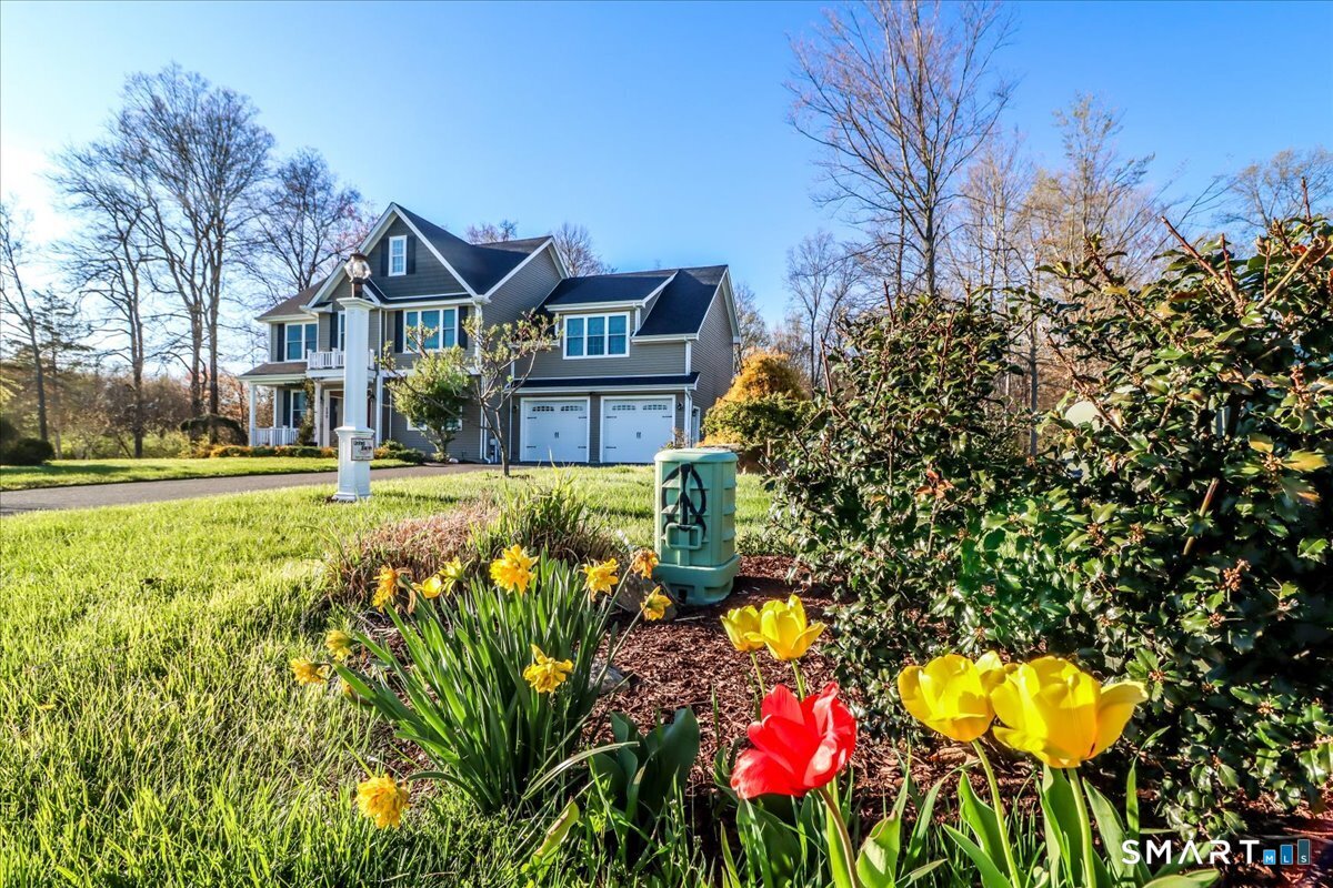 100 Hawthorne Lane