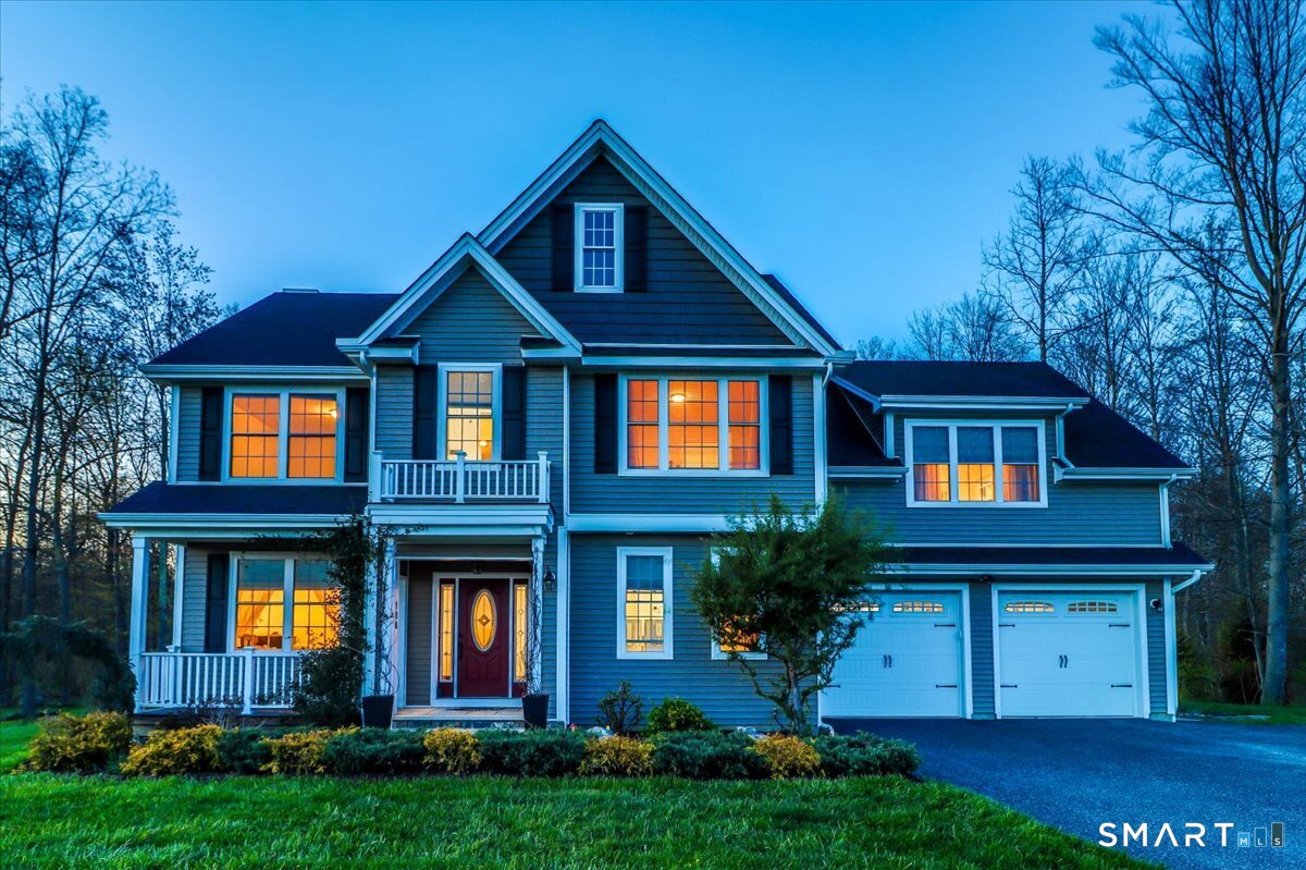 100 Hawthorne Lane