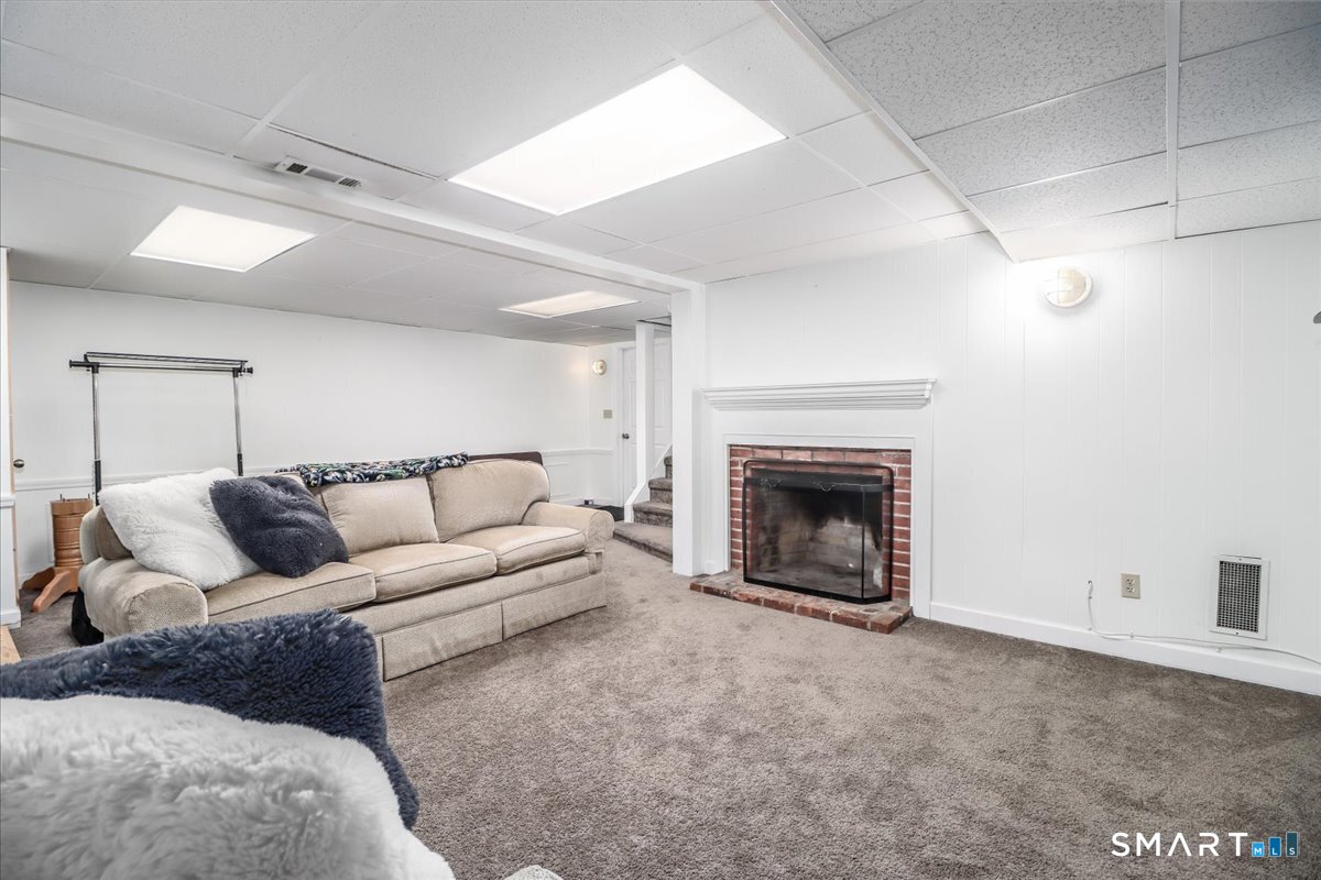 4 Farrell Road