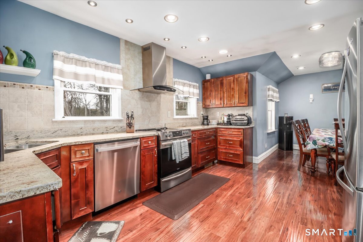 4 Farrell Road