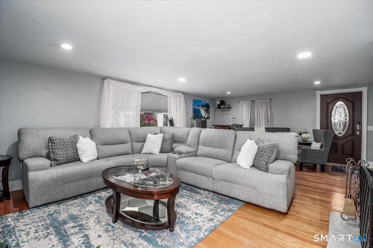 4 Farrell Road