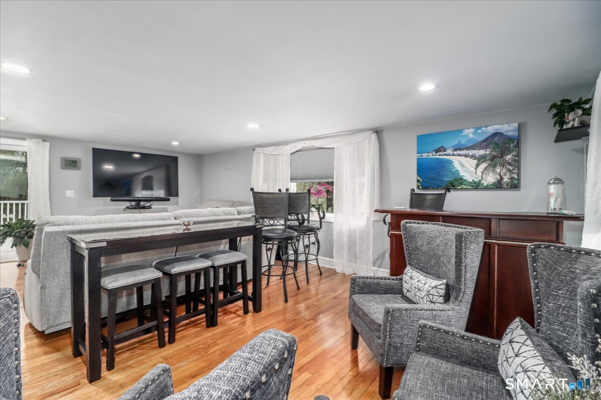 4 Farrell Road