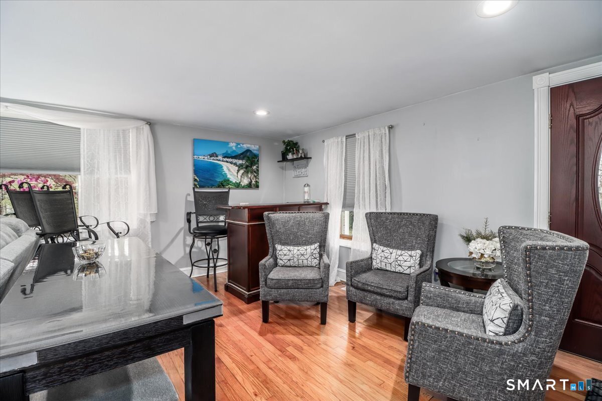 4 Farrell Road