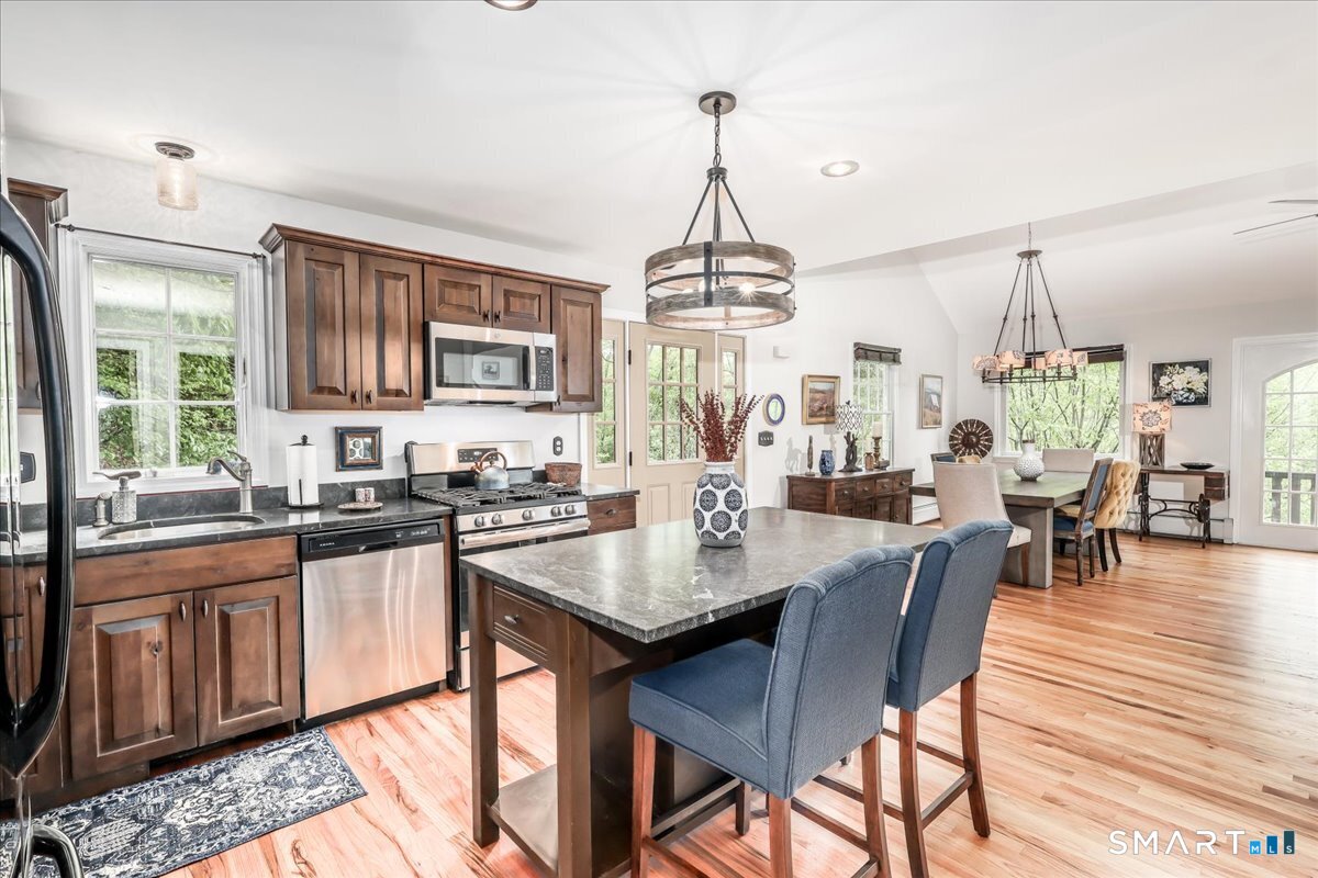 450 West Meetinghouse Road