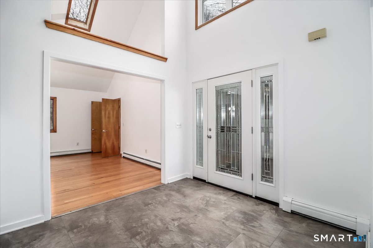 8 Pebble Lane