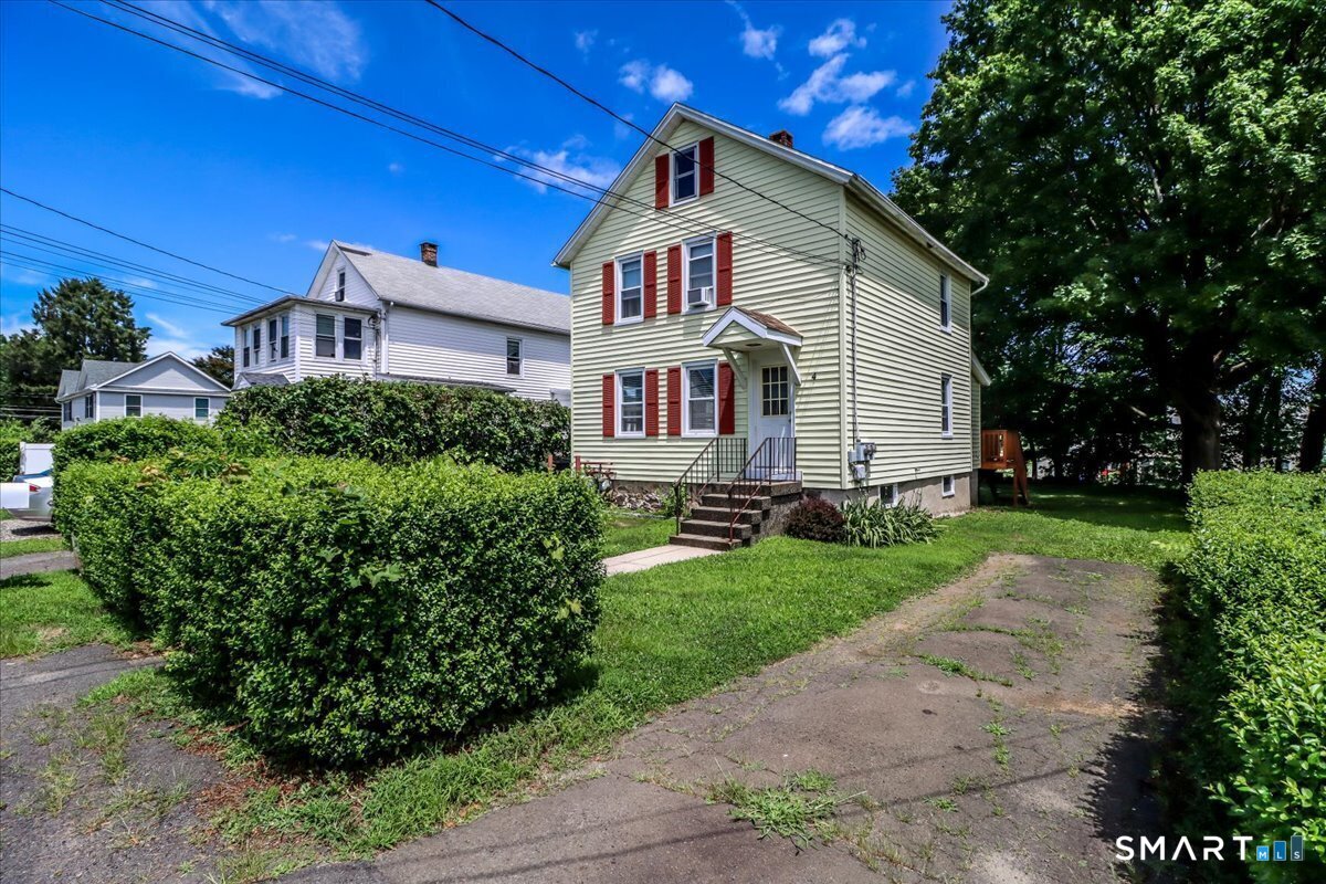 4 Edgewood Street Unit: 1