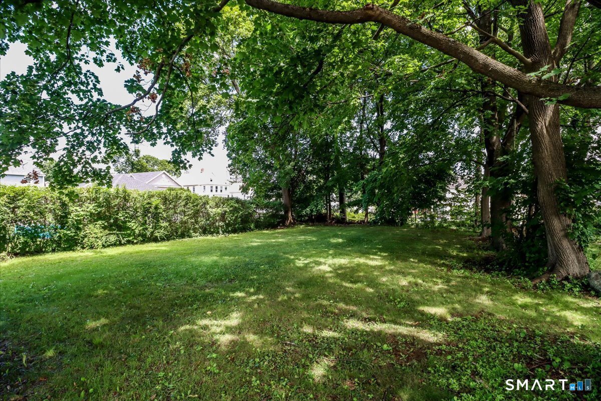 4 Edgewood Street Unit: 1