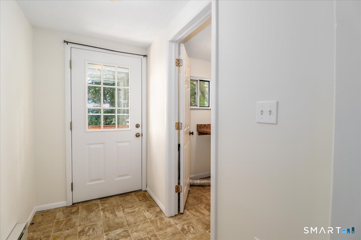 4 Edgewood Street Unit: 1