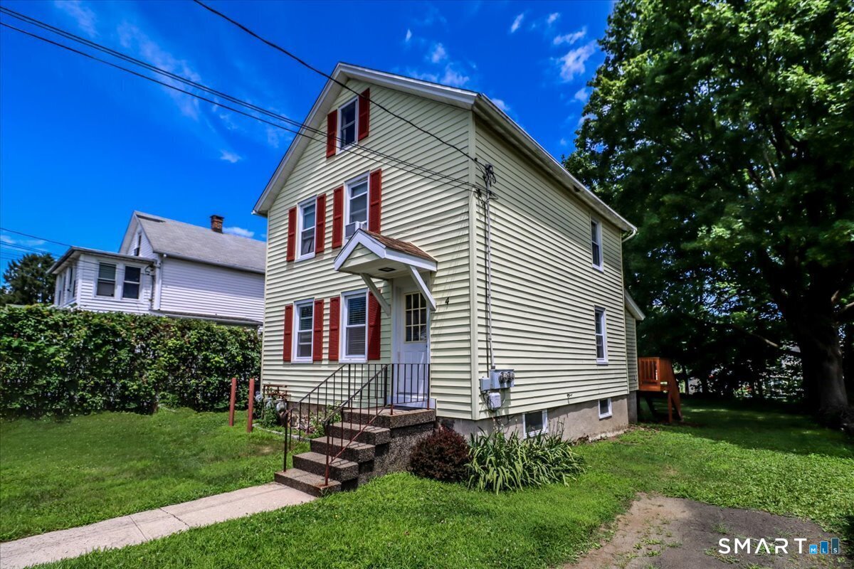 4 Edgewood Street Unit: 1