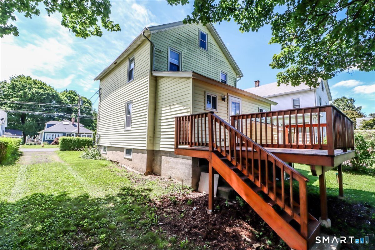 4 Edgewood Street Unit: 1