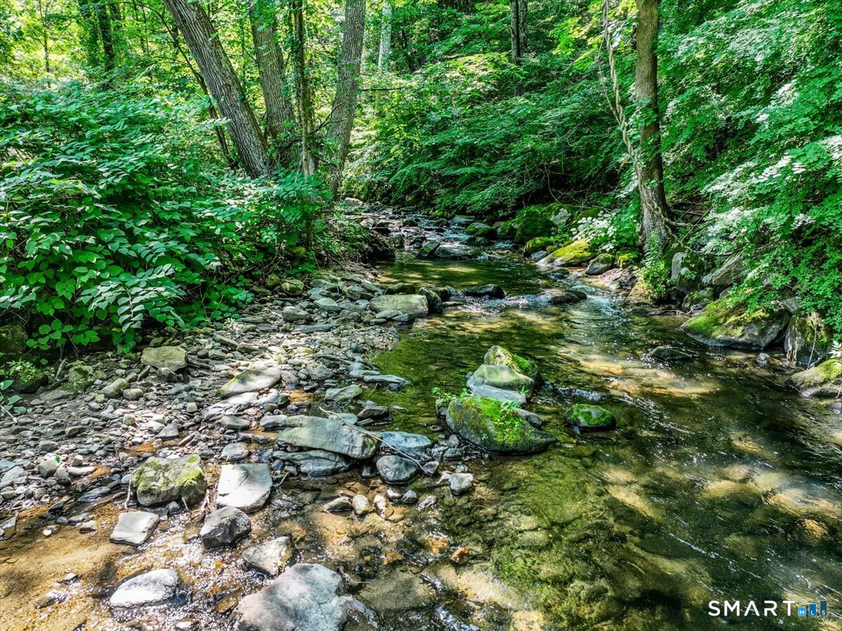 28 Old Mill Road