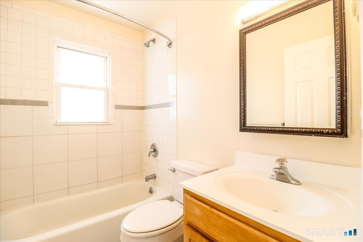 17 Fordyce Court Unit: 12