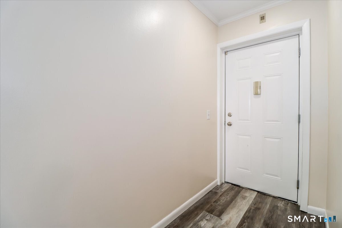 17 Fordyce Court Unit: 12
