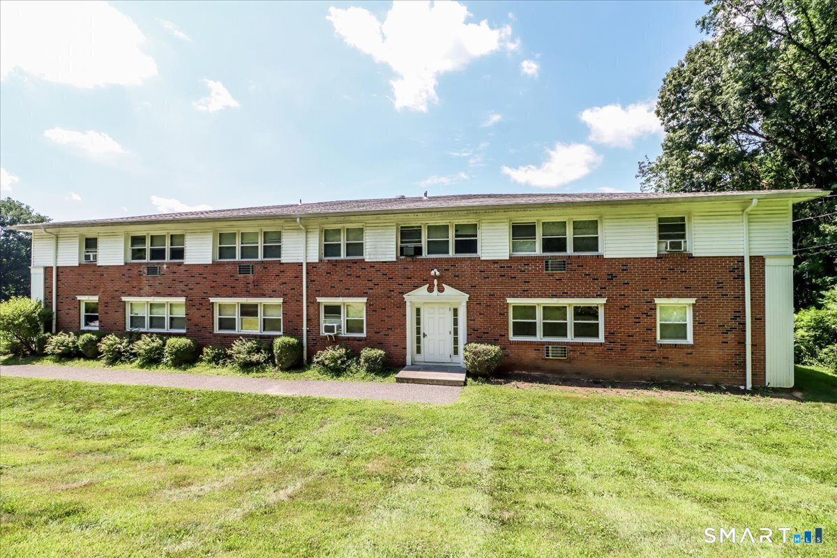 17 Fordyce Court Unit: 12