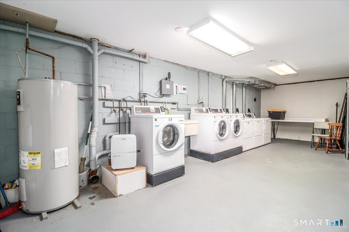 17 Fordyce Court Unit: 12