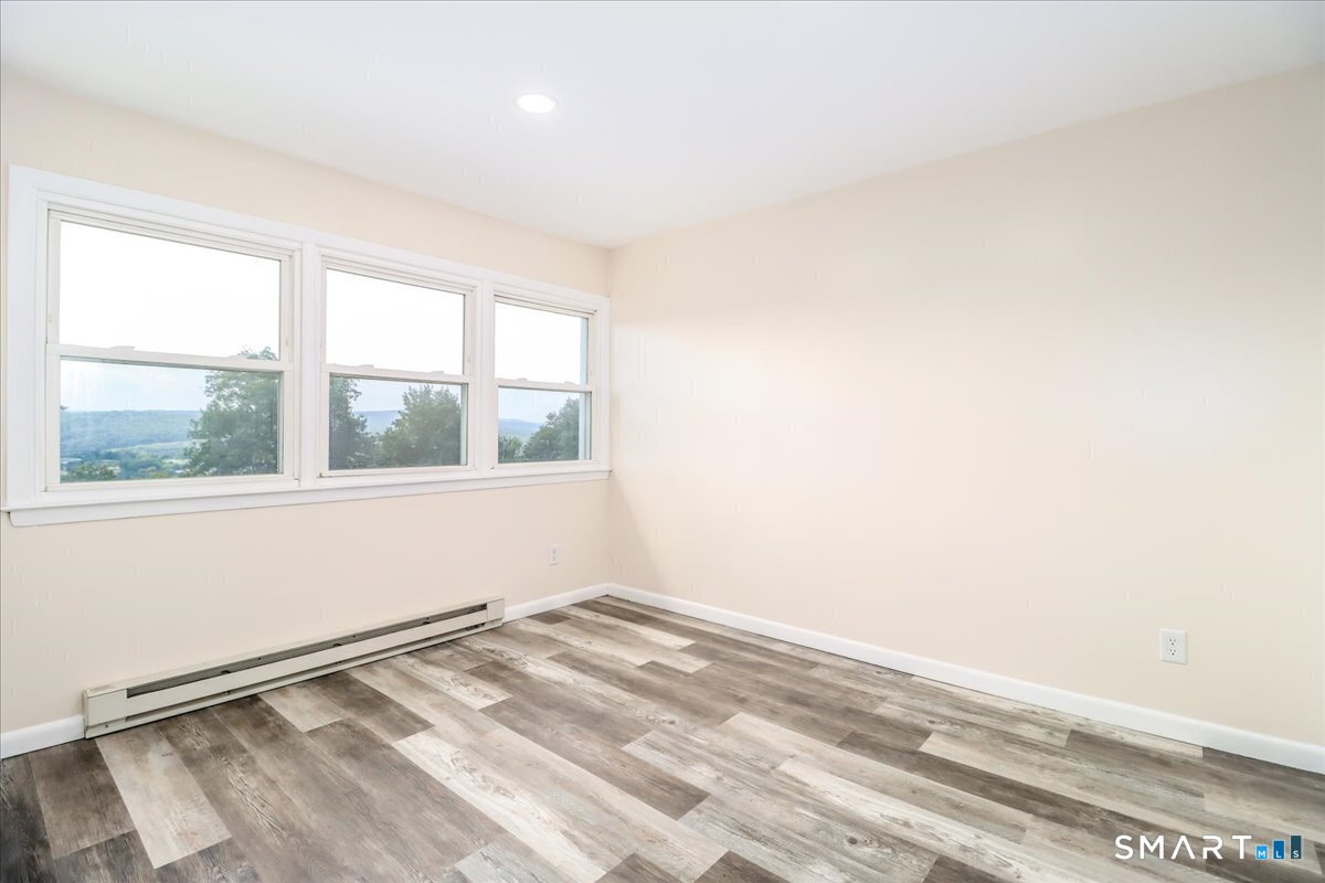 17 Fordyce Court Unit: 12